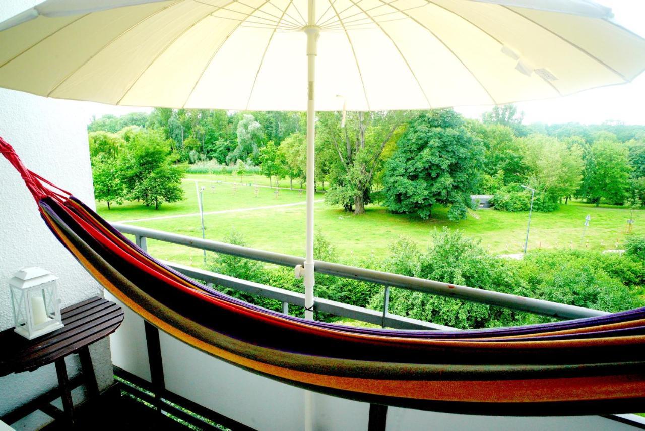 Apartment With Park And National Stadion View Private Free Parking Varsóvia Exterior foto