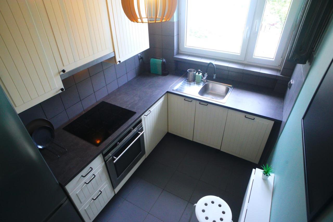 Apartment With Park And National Stadion View Private Free Parking Varsóvia Exterior foto